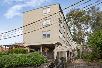/international/au/1-2a-dobson-street-south-yarra-vic-151135796/