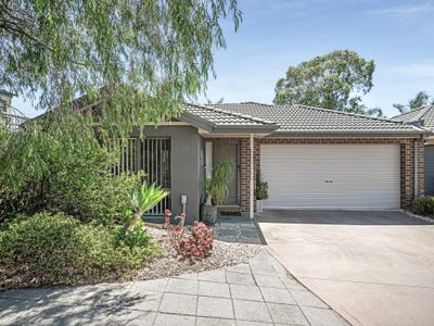 /international/au/8-35-brunnings-road-carrum-downs-vic-151330128/