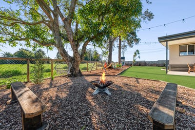 /international/au/117-pine-camp-road-beerwah-qld-151438696/