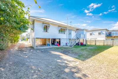 /international/au/84-lamb-street-walkervale-qld-151971220/
