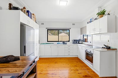 /international/au/49-piccadilly-street-riverstone-nsw-151557636/