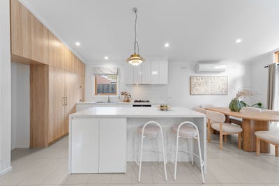 /international/au/25-randell-street-parkdale-vic-151173272/