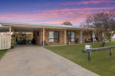 /international/au/1-rangers-road-warwick-qld-151215656/