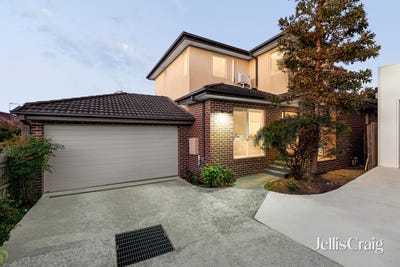 /international/au/2-15-emerald-street-mount-waverley-vic-152659348/