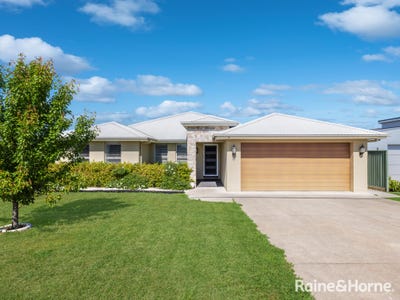 /international/au/8-knight-place-llanarth-nsw-151229520/