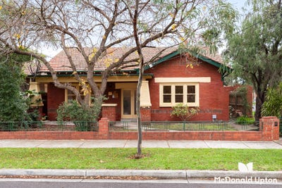 /international/au/11-milton-street-pascoe-vale-south-vic-151470132/