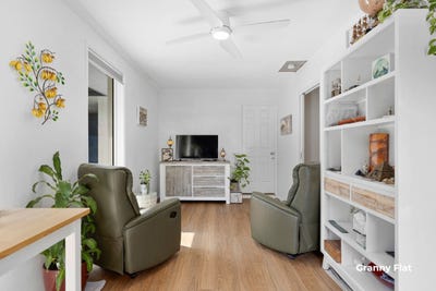 /international/au/5-malekula-rise-pacific-pines-qld-152208396/