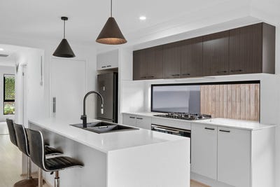 /international/au/15-emerald-street-palmview-qld-151368524/