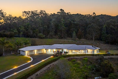 /international/au/217-crane-crescent-nerang-qld-148707696/?lang=id