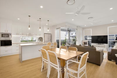 /international/au/55-6-charlston-place-kuluin-qld-151345280/