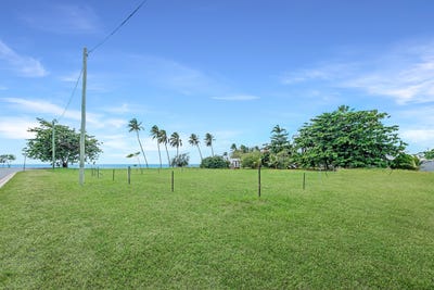 /international/au/28-argyle-street-bowen-qld-204507096/