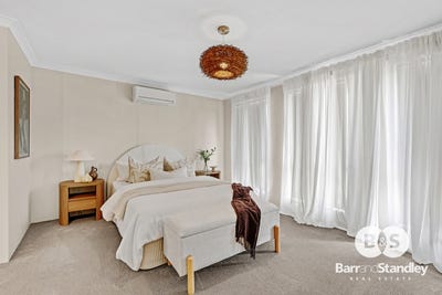 /international/au/9-clarence-crescent-millbridge-wa-152360636/