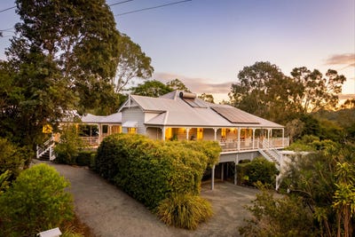 /international/au/23-mcmullen-road-brookfield-qld-151340700/