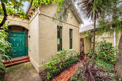 /international/au/6-charnwood-crescent-st-kilda-vic-151251708/