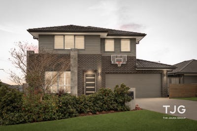 /international/au/17-luminous-way-box-hill-nsw-152690260/