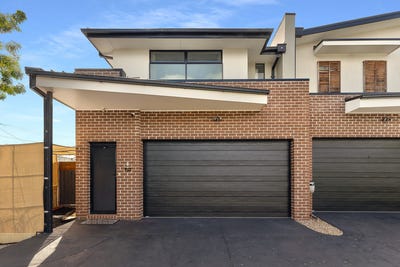 /international/au/4-2-lynn-drive-ferntree-gully-vic-151159004/