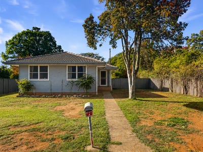 /international/au/14-schwager-street-gunnedah-nsw-151224424/