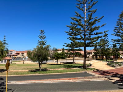 /international/au/69-batavia-avenue-wannanup-wa-152298700/