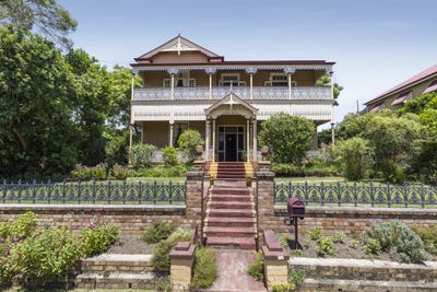 /international/au/15-gray-road-west-end-qld-150811124/