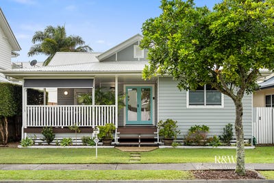 /international/au/15-beachway-parade-marcoola-qld-151305236/