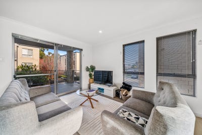 /international/au/107-9-central-terrace-beckenham-wa-148544732/