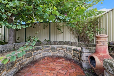 /international/au/22-choseley-place-langford-wa-151062152/