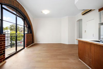 /international/au/13-1010-1018-wellington-street-west-perth-wa-151068280/