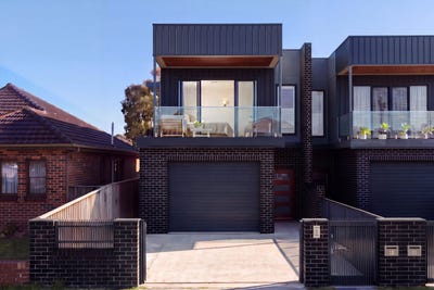/international/au/13-giles-street-chifley-nsw-152570388/