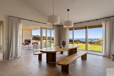 /international/au/4557-north-coast-road-stokes-bay-sa-151299176/
