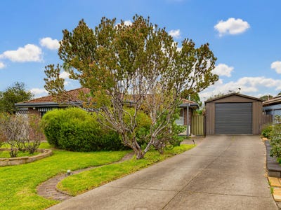 /international/au/16-derek-crescent-morphett-vale-sa-151355620/