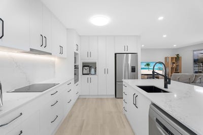 /international/au/38-80-moolyyir-street-urangan-qld-151010552/
