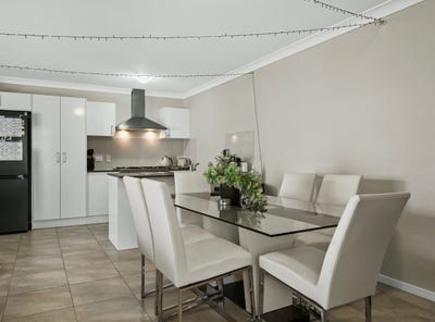 /international/au/2-8-robin-court-kleinton-qld-152023276/