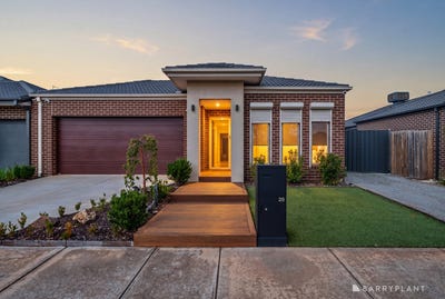 /international/au/25-clement-way-melton-south-vic-151118488/