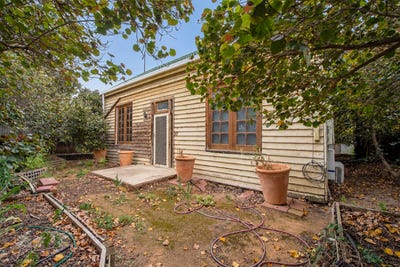/international/au/4-fourth-street-port-pirie-sa-152626248/