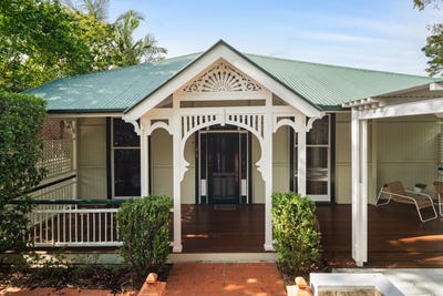/international/au/48-queens-road-hamilton-qld-151002752/