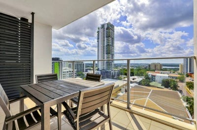 /international/au/704-31-woods-street-darwin-city-nt-150973068/