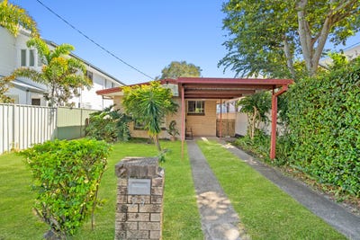 /international/au/29-fourteenth-avenue-palm-beach-qld-150977344/