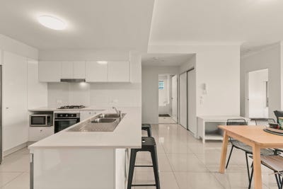 /international/au/305-11-playfield-street-chermside-qld-151011292/