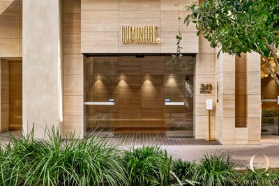 /international/au/1705-20-festival-place-newstead-qld-151204388/