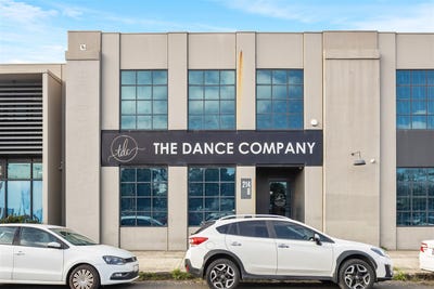 /international/au/the-station-214b-hall-street-spotswood-vic-505173260/