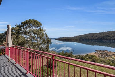 /international/au/1-27-townsend-st-jindabyne-nsw-150032444/