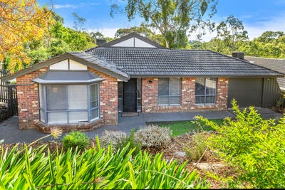 /international/au/31-dunalbyn-drive-aberfoyle-park-sa-151434672/