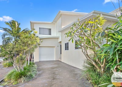/international/au/2-33-37-emerald-drive-diamond-beach-nsw-151448076/