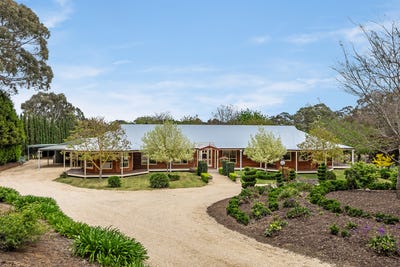 /international/au/32-wynyard-avenue-littlehampton-sa-152631584/