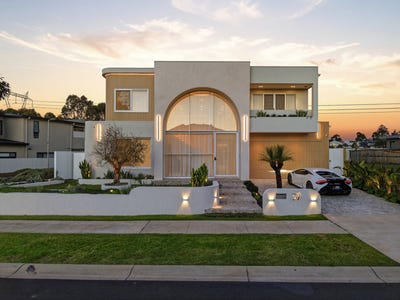 /international/au/37-houghton-road-gledswood-hills-nsw-151312160/