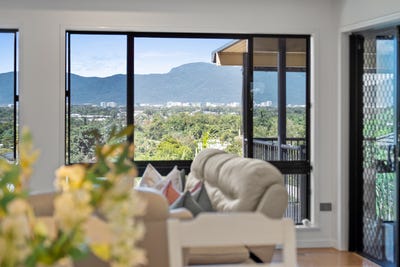 /international/au/3a-trundle-terrace-whitfield-qld-152545964/