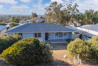 /international/au/4-hayward-terrace-loxton-sa-148536132/