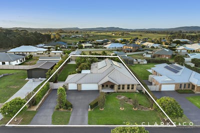 /international/au/3-ayrshire-way-largs-nsw-152643772/