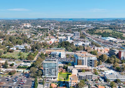 /international/au/13-king-street-campbelltown-nsw-505174660/
