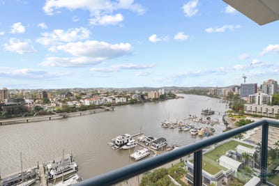 /international/au/8-goodwin-street-kangaroo-point-qld-151488888/